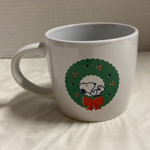 Peanuts Modern Gourmet Foods Stoneware Mug Cup Snoopy Sleeping in a Wreath 12oz